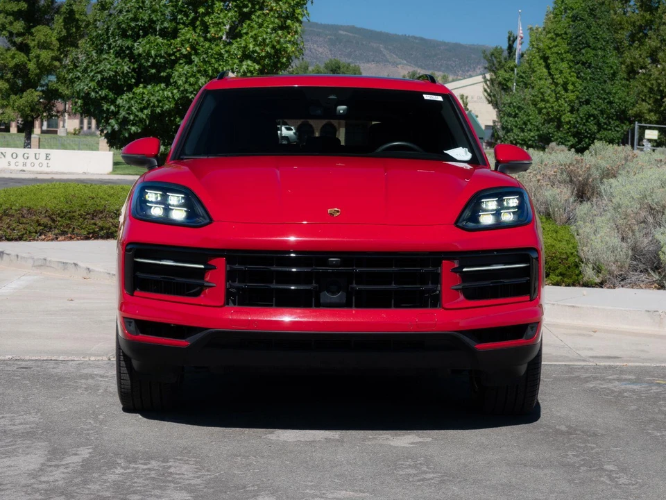 2024 Porsche 9Y0/9Y3 Cayenne S - Image 10 of 28