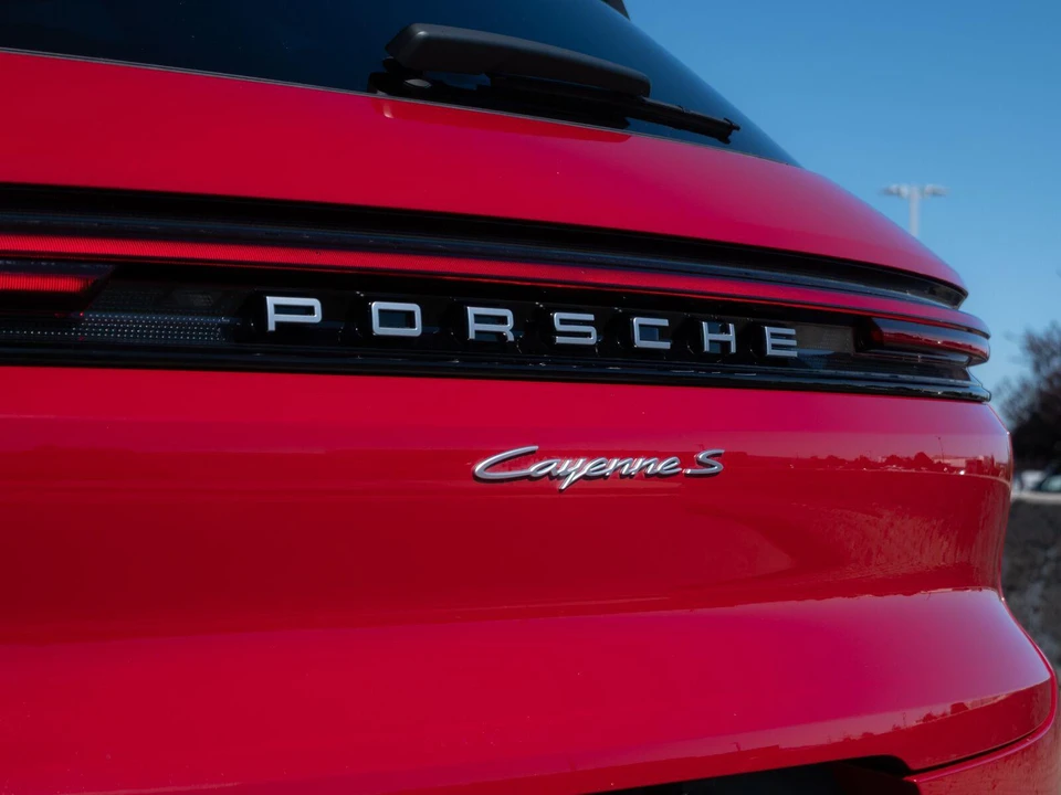 2024 Porsche 9Y0/9Y3 Cayenne S - Image 16 of 28