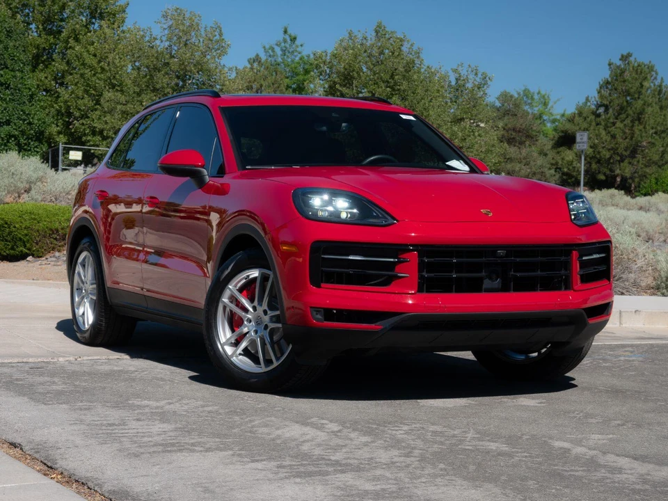 2024 Porsche 9Y0/9Y3 Cayenne S - Image 9 of 28