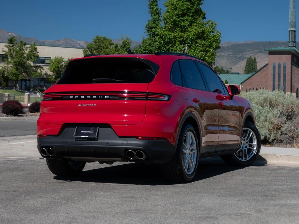 2024 Porsche 9Y0/9Y3 Cayenne S - Image 7 of 28