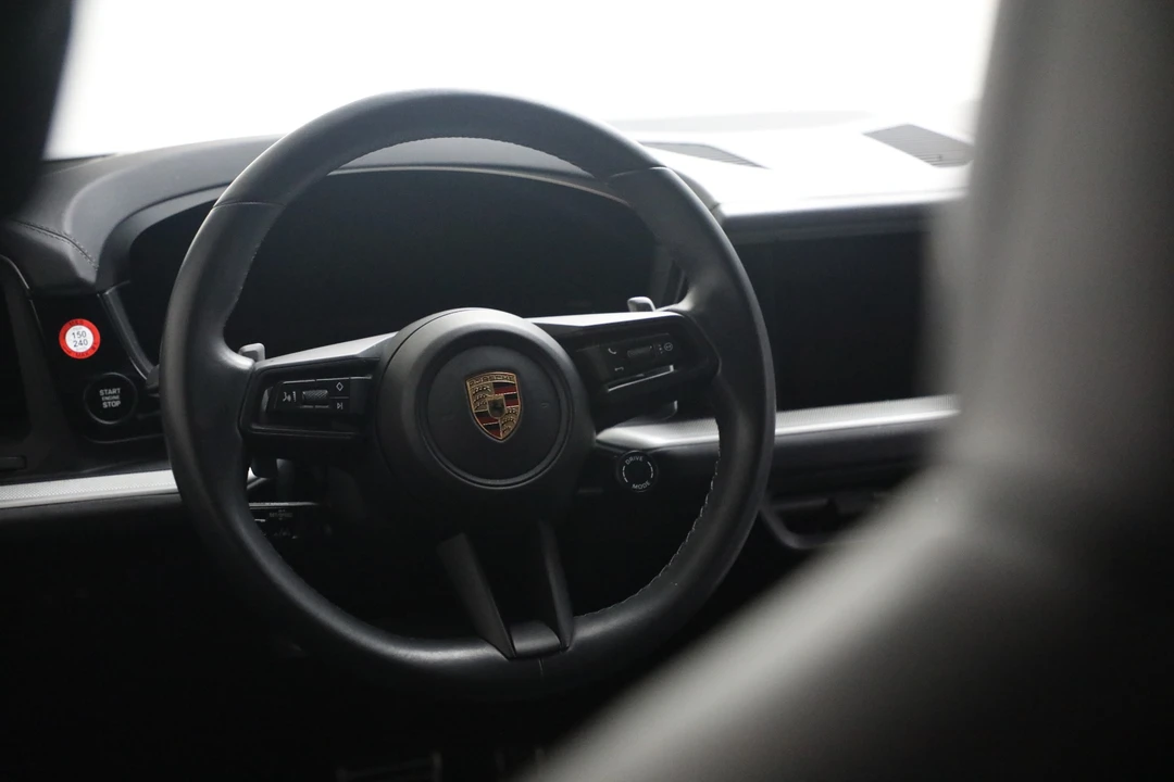 2024 Porsche 9Y0/9Y3 Cayenne S - Image 25 of 31
