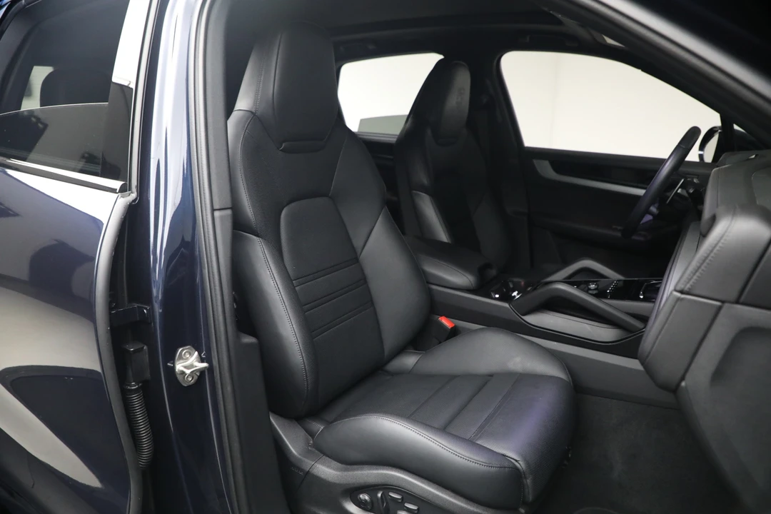2024 Porsche 9Y0/9Y3 Cayenne S - Image 20 of 31