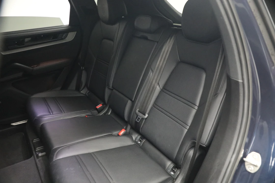 2024 Porsche 9Y0/9Y3 Cayenne S - Image 17 of 31