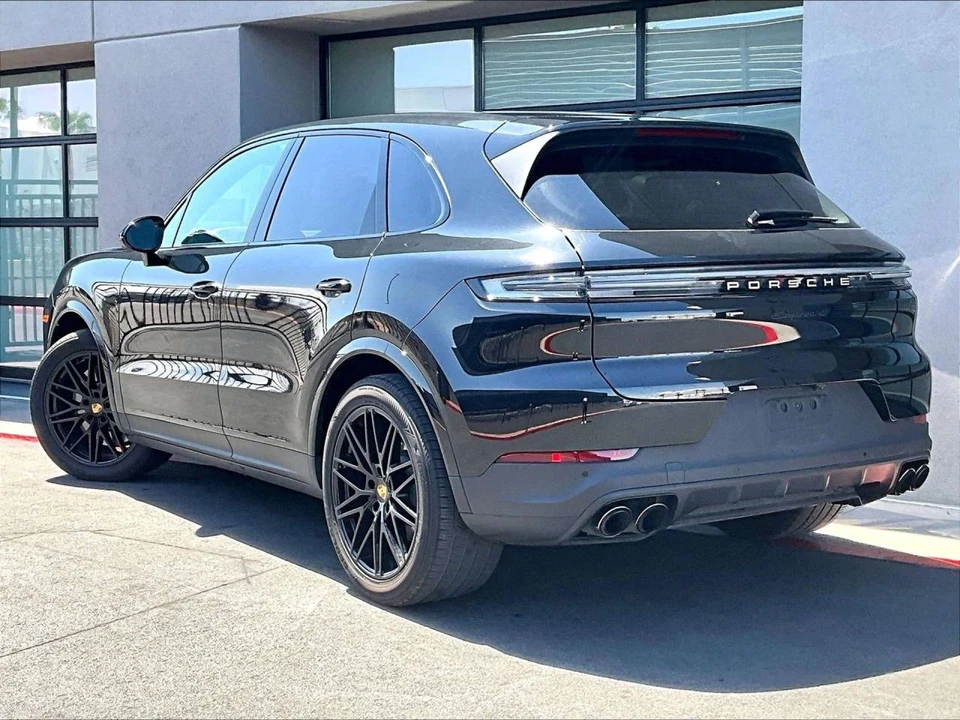 2024 Porsche 9Y0/9Y3 Cayenne S - Image 3 of 4