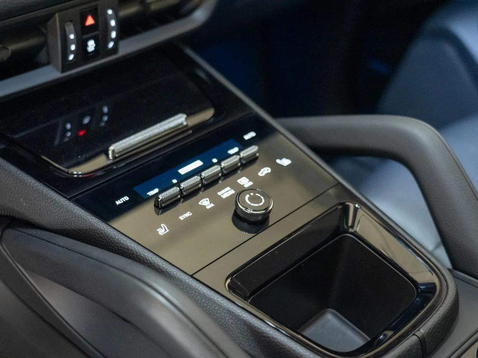 2024 Porsche 9Y0/9Y3 Cayenne S - Image 21 of 28