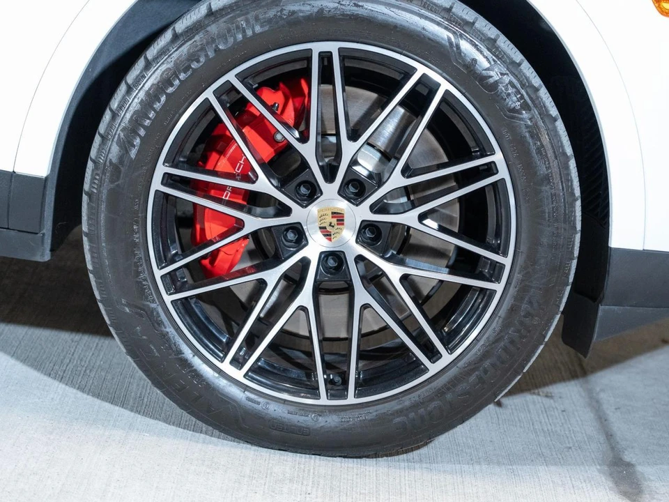 2024 Porsche 9Y0/9Y3 Cayenne S - Image 11 of 28