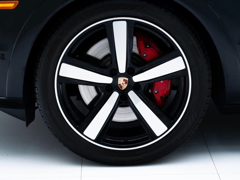 2024 Porsche 9Y0/9Y3 Cayenne S - Image 13 of 29