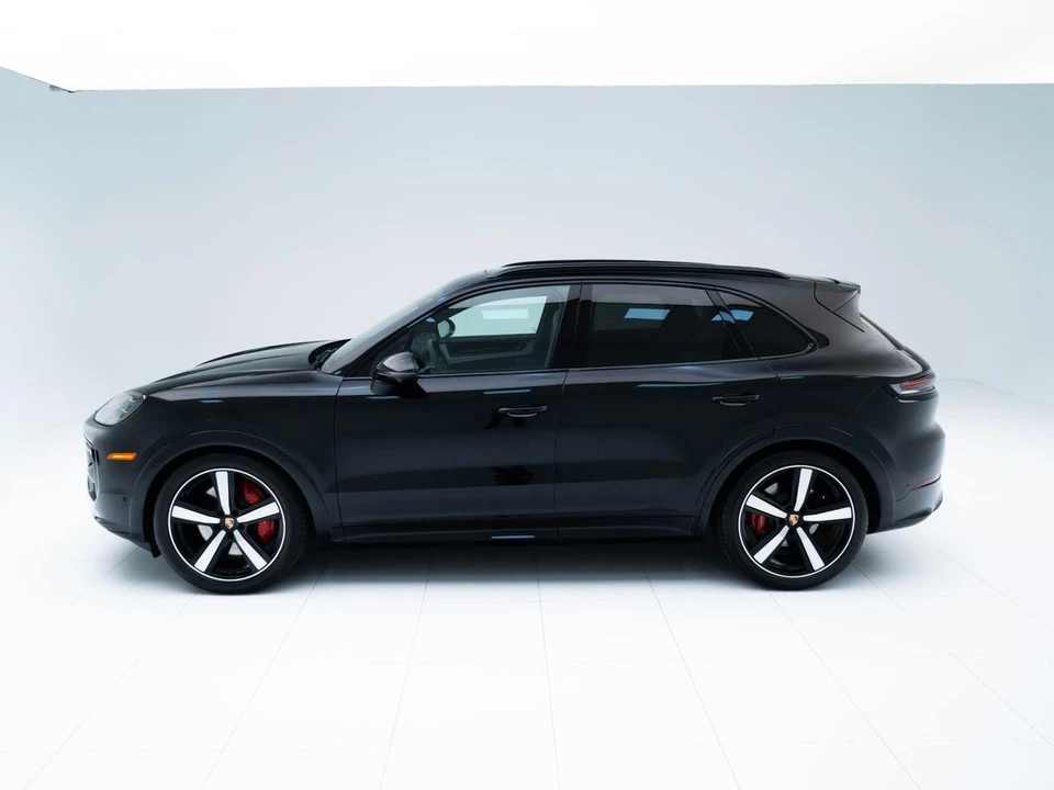 2024 Porsche 9Y0/9Y3 Cayenne S - Image 3 of 29