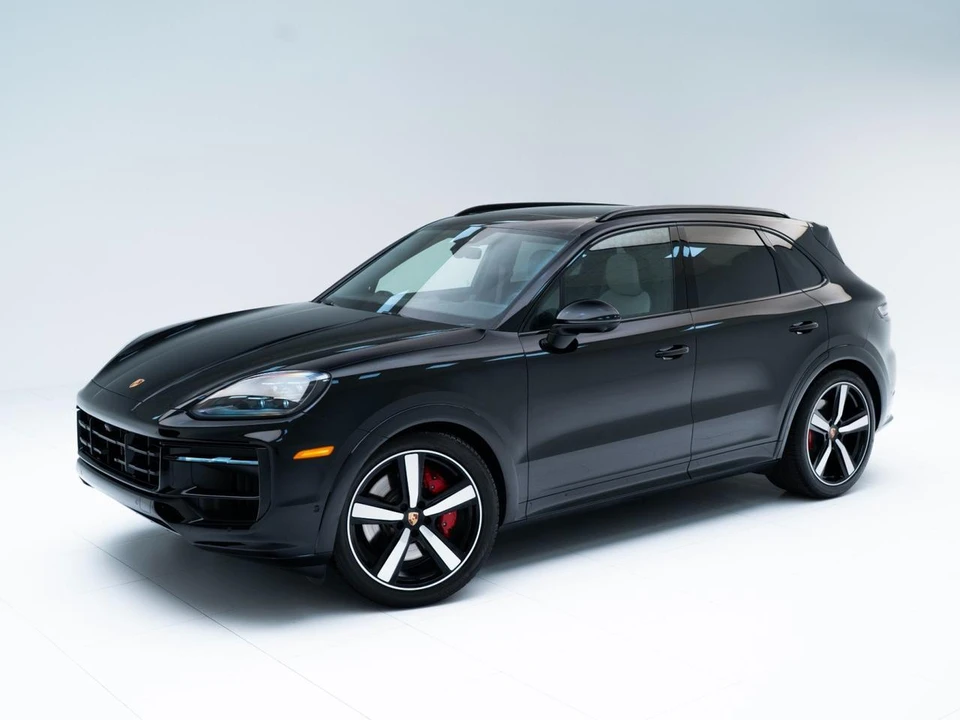 2024 Porsche 9Y0/9Y3 Cayenne S - Image 2 of 29