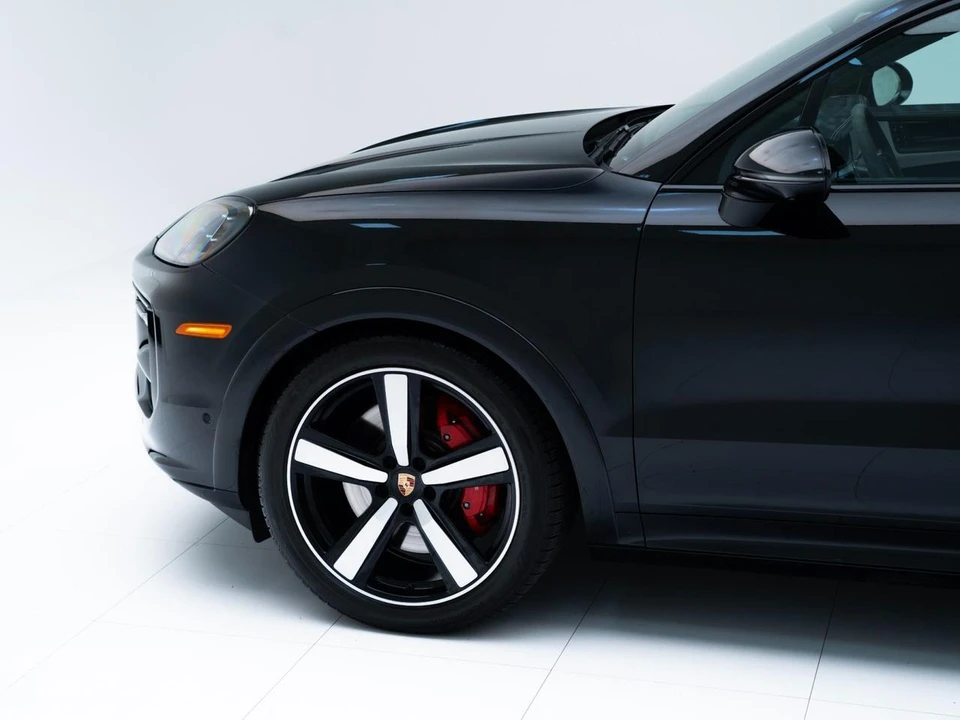 2024 Porsche 9Y0/9Y3 Cayenne S - Image 12 of 29
