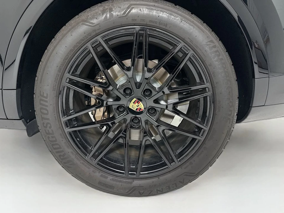 2024 Porsche 9Y0/9Y3 Cayenne - Image 11 of 12