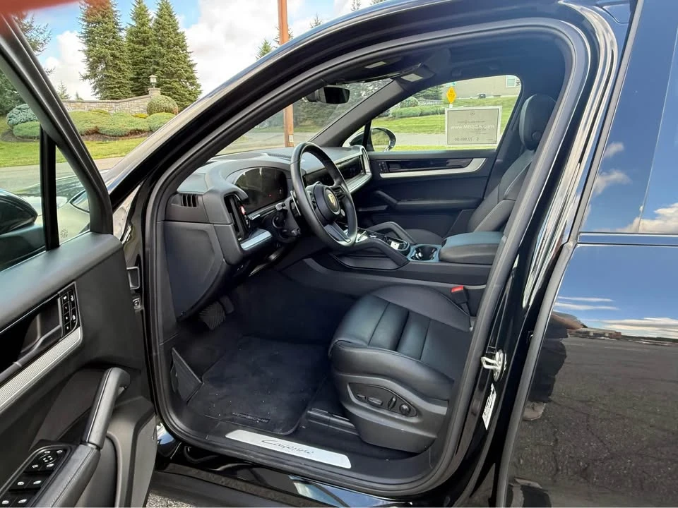 2024 Porsche 9Y0/9Y3 Cayenne - Image 6 of 11