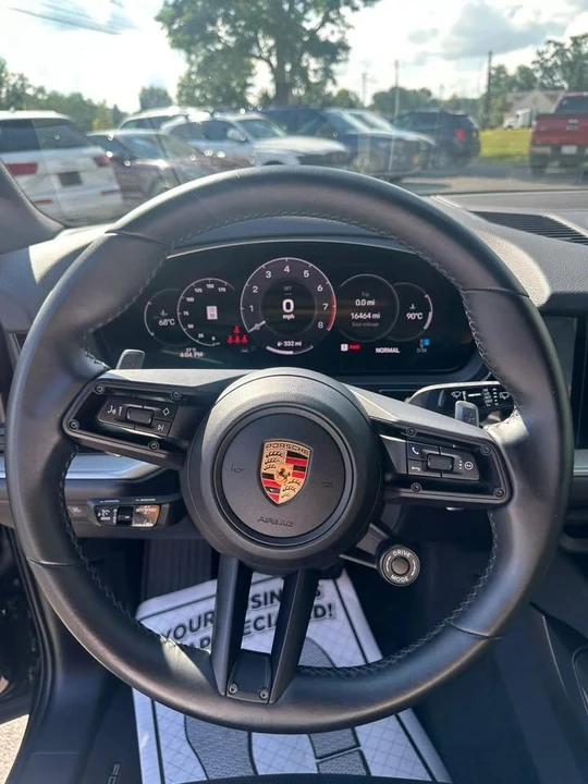 2024 Porsche 9Y0/9Y3 Cayenne - Image 12 of 20