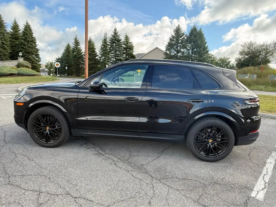 2024 Porsche 9Y0/9Y3 Cayenne - Image 3 of 11