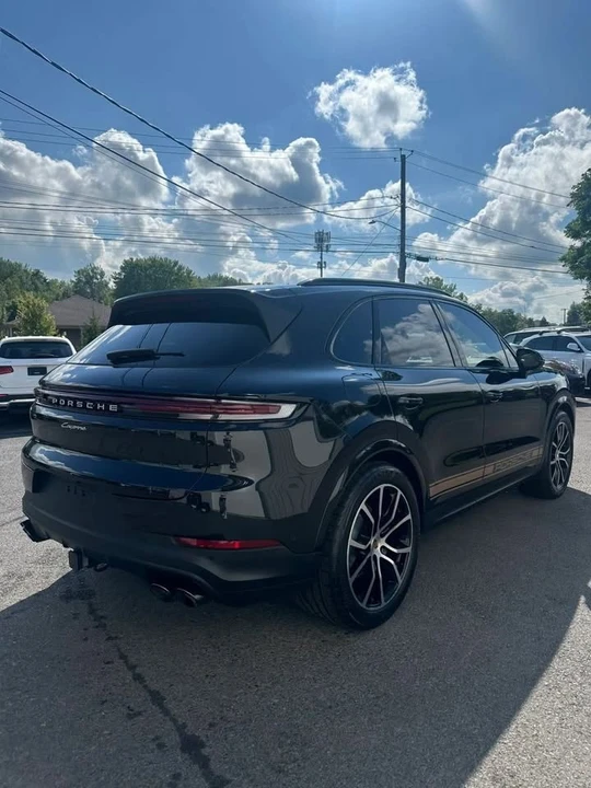 2024 Porsche 9Y0/9Y3 Cayenne - Image 5 of 20