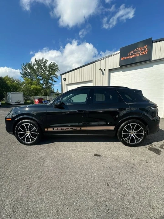 2024 Porsche 9Y0/9Y3 Cayenne - Image 8 of 20