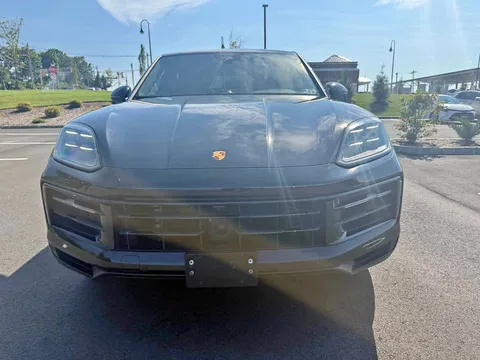 2024 Porsche Cayenne Sport Utility 4D