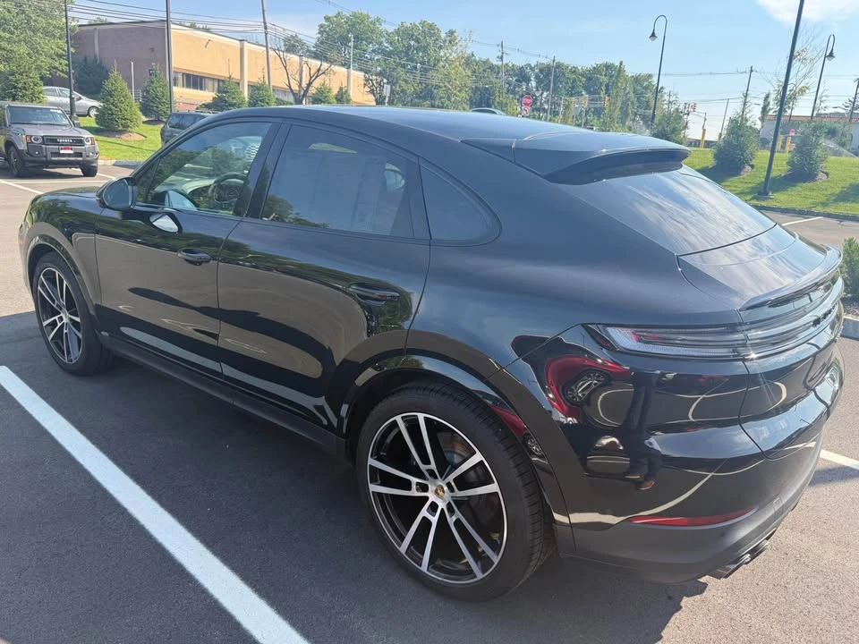 2024 Porsche 9Y0/9Y3 Cayenne - Image 9 of 11