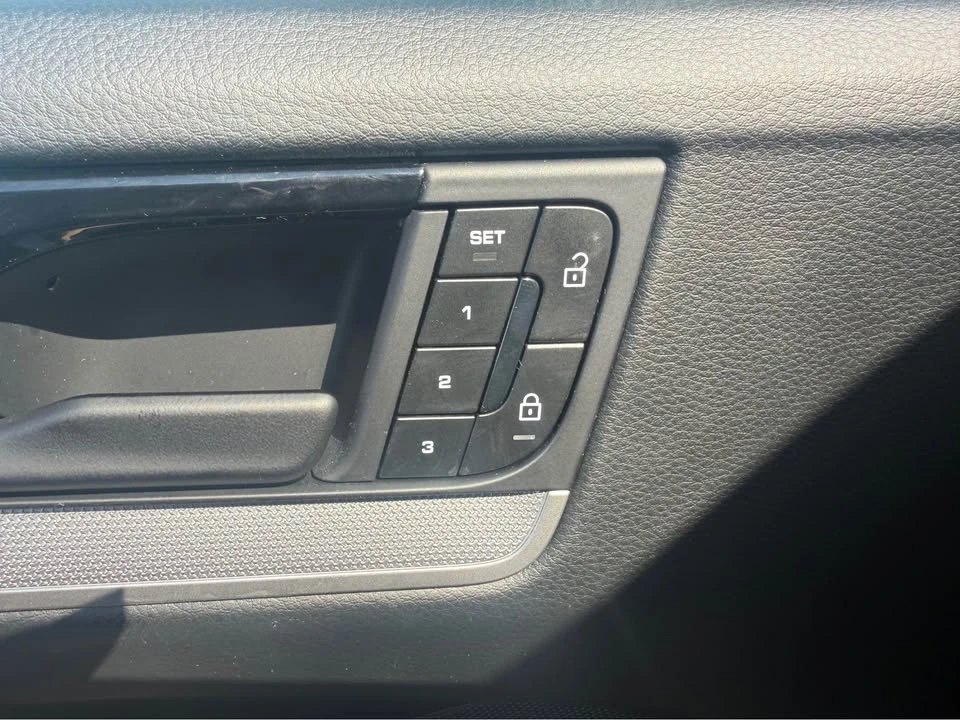 2024 Porsche 9Y0/9Y3 Cayenne - Image 11 of 11