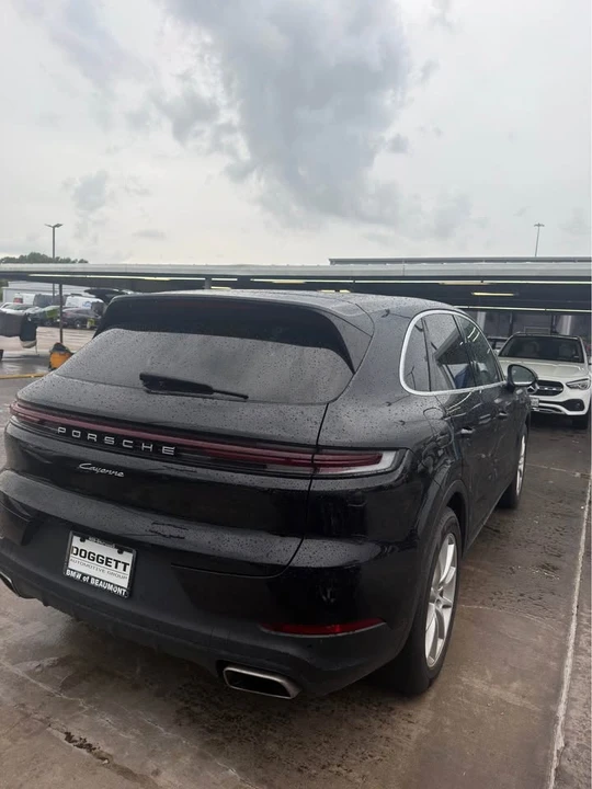 2024 Porsche 9Y0/9Y3 Cayenne - Image 3 of 6