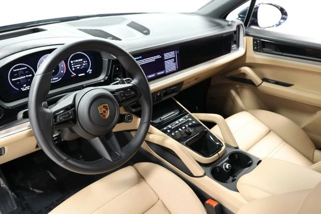 2024 Porsche 9Y0/9Y3 Cayenne - Image 2 of 21