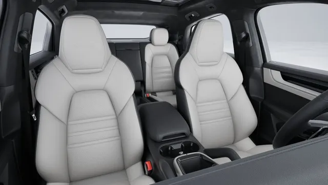 2024 Porsche Cayenne Turbo E-Hybrid Coupe