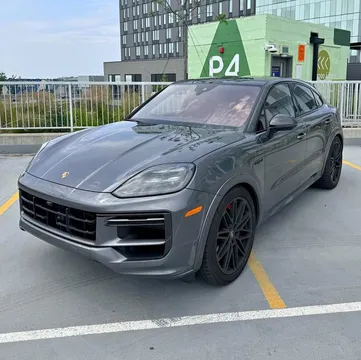 2024 Porsche Cayenne Turbo E-Hybrid Coupe