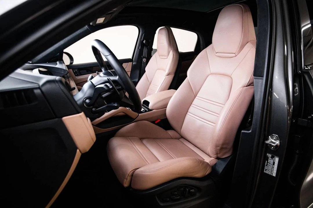 2024 Porsche 9Y0/9Y3 Cayenne Coupe - Image 5 of 5