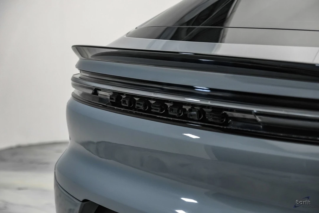 2024 Porsche 9Y0/9Y3 Cayenne Turbo GT - Image 15 of 31