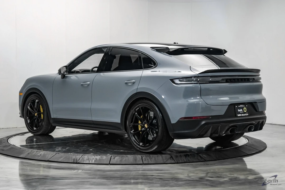 2024 Porsche 9Y0/9Y3 Cayenne Turbo GT - Image 10 of 31