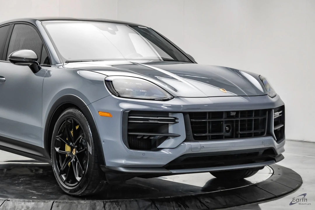 2024 Porsche 9Y0/9Y3 Cayenne Turbo GT - Image 27 of 31