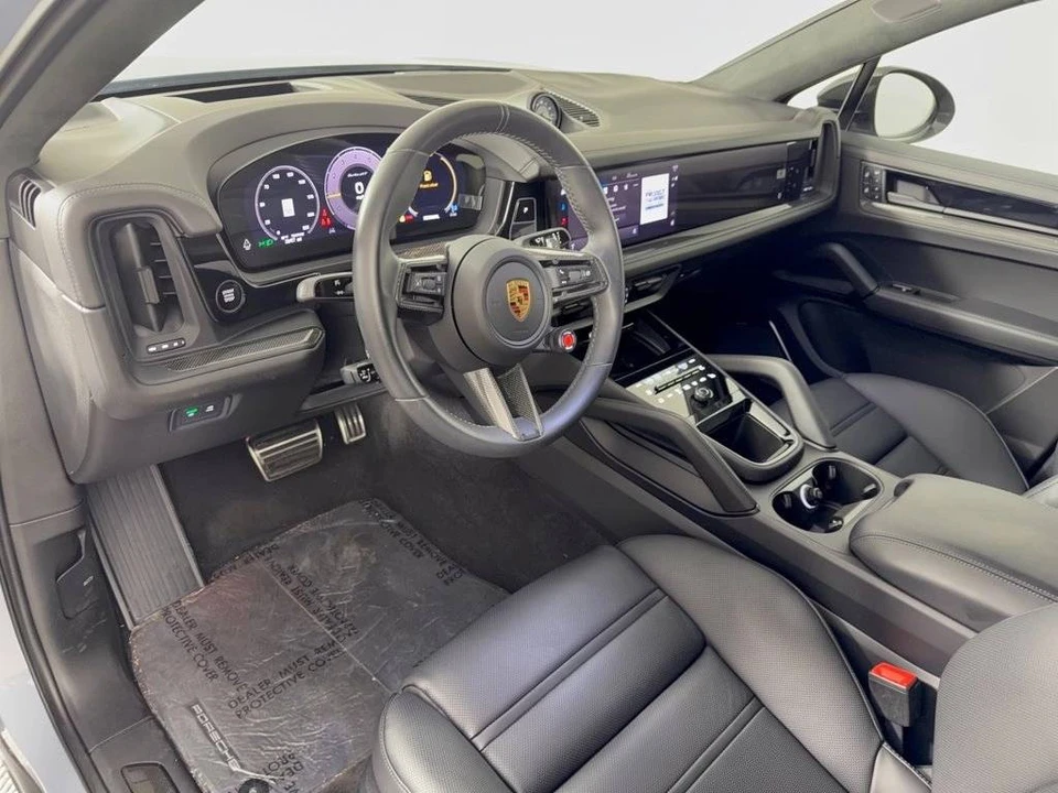 2024 Porsche 9Y0/9Y3 Cayenne Turbo GT - Image 4 of 4