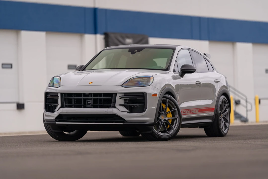 2024 Porsche 9Y0/9Y3 Cayenne Turbo GT - Image 11 of 31