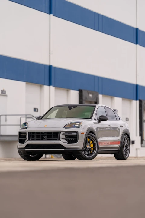 2024 Porsche 9Y0/9Y3 Cayenne Turbo GT - Image 9 of 31