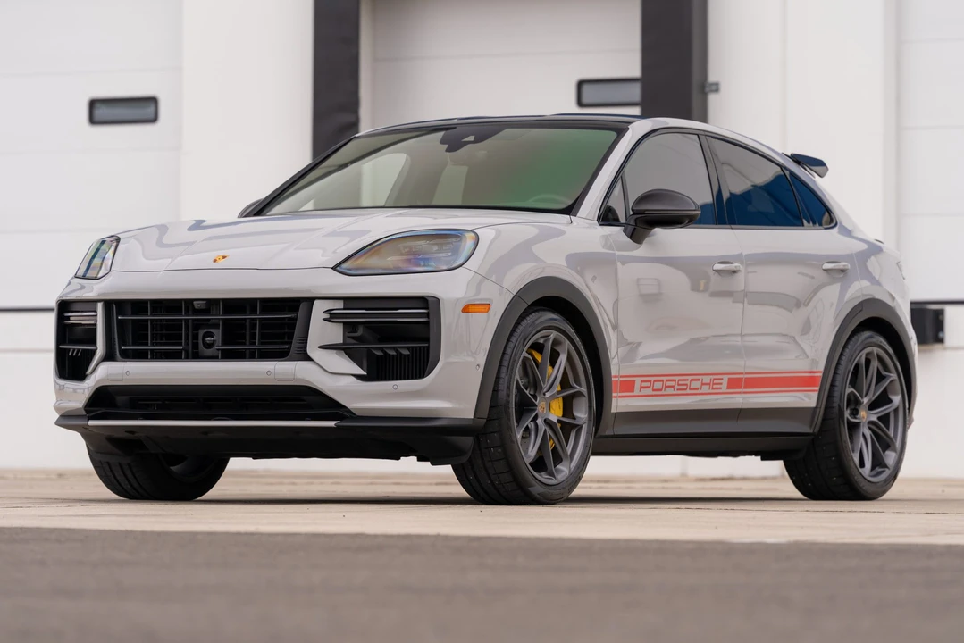 2024 Porsche 9Y0/9Y3 Cayenne Turbo GT - Image 8 of 31