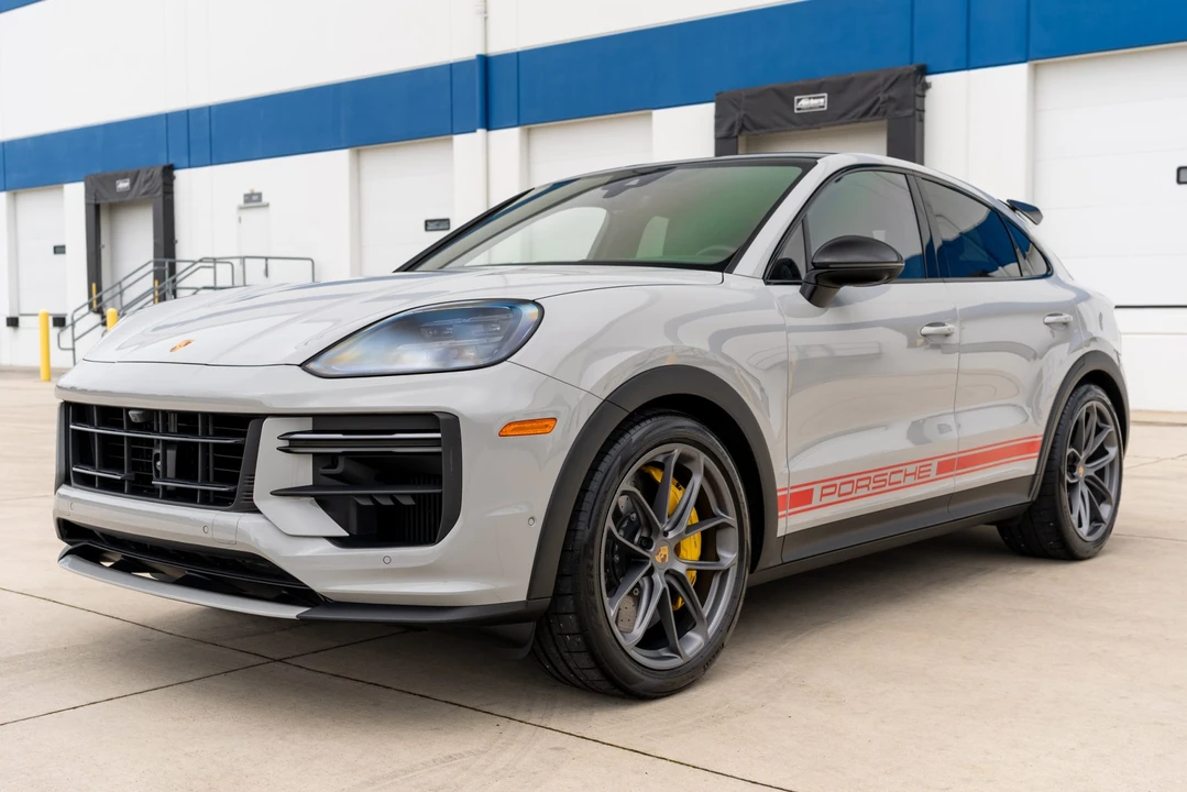 2024 Porsche 9Y0/9Y3 Cayenne Turbo GT - Image 5 of 31