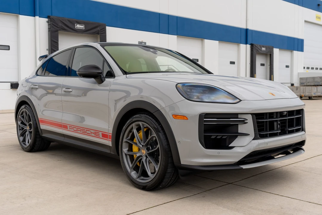 2024 Porsche 9Y0/9Y3 Cayenne Turbo GT - Image 21 of 31