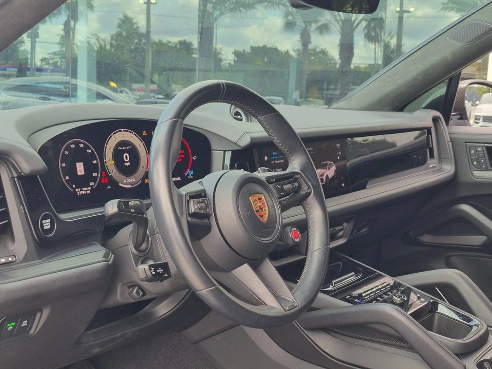 2024 Porsche 9Y0/9Y3 Cayenne Turbo GT - Image 4 of 4