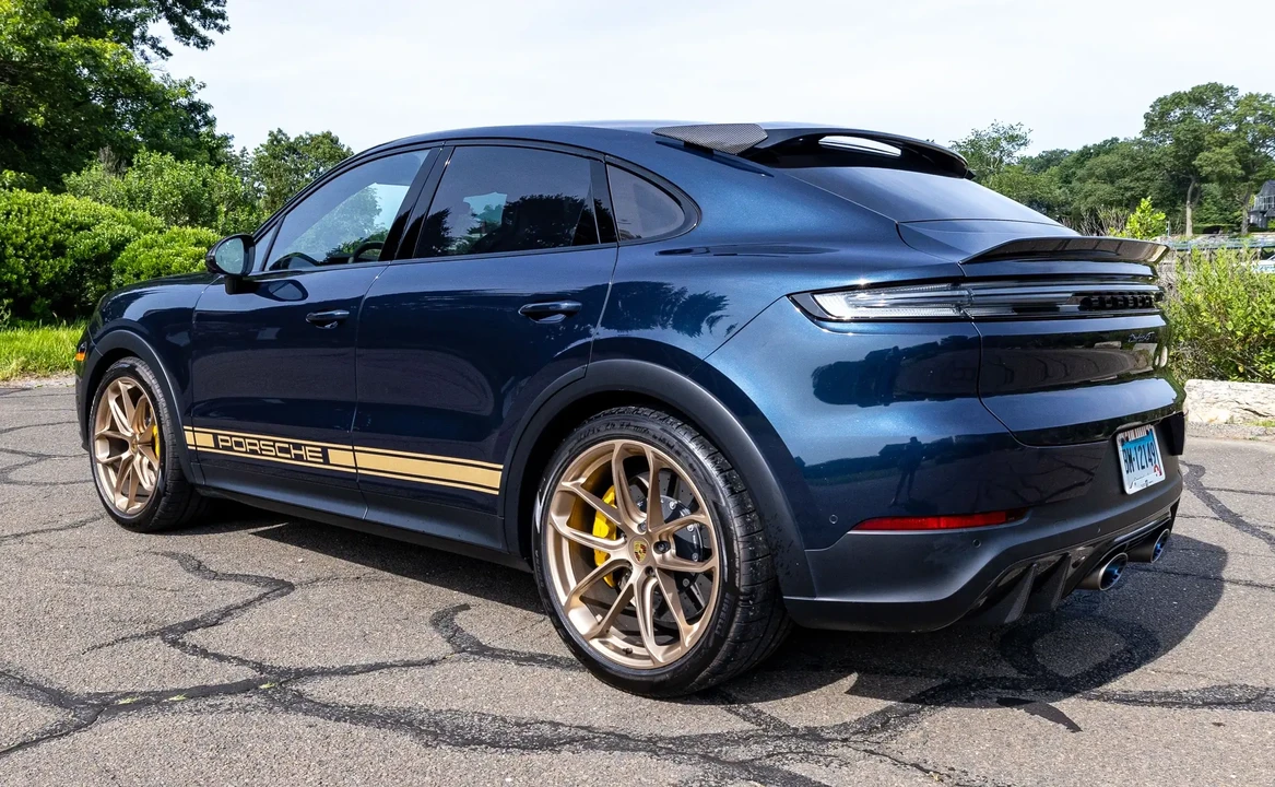 2024 Porsche 9Y0/9Y3 Cayenne Turbo GT - Image 4 of 6