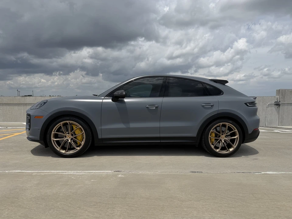 2024 Porsche 9Y0/9Y3 Cayenne Turbo GT - Image 5 of 31
