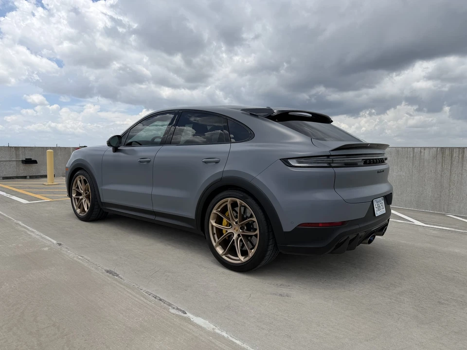 2024 Porsche 9Y0/9Y3 Cayenne Turbo GT - Image 7 of 31