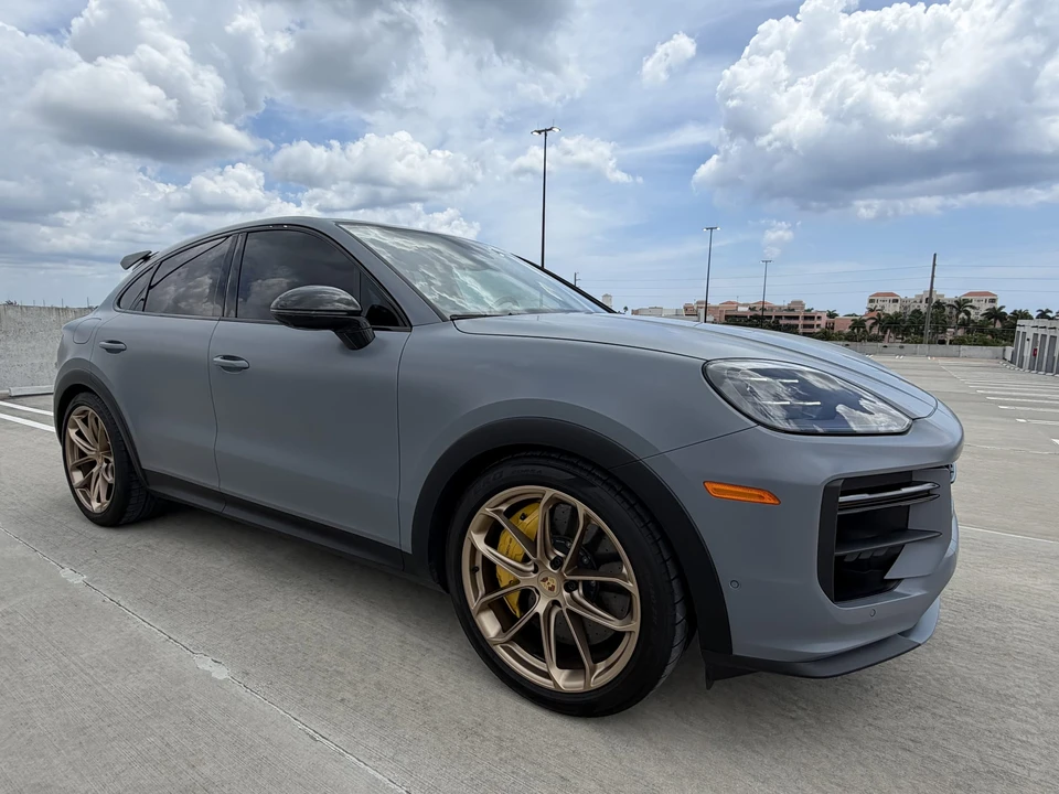 2024 Porsche 9Y0/9Y3 Cayenne Turbo GT - Image 13 of 31