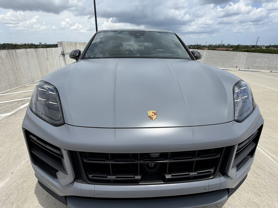 2024 Porsche 9Y0/9Y3 Cayenne Turbo GT - Image 18 of 31