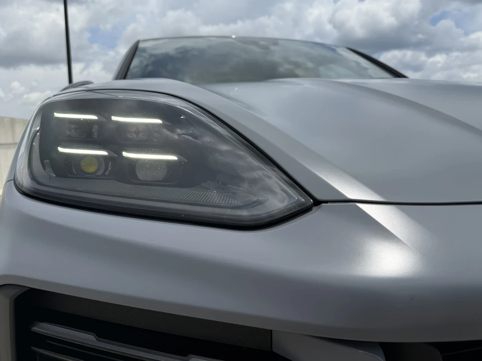 2024 Porsche 9Y0/9Y3 Cayenne Turbo GT - Image 25 of 31