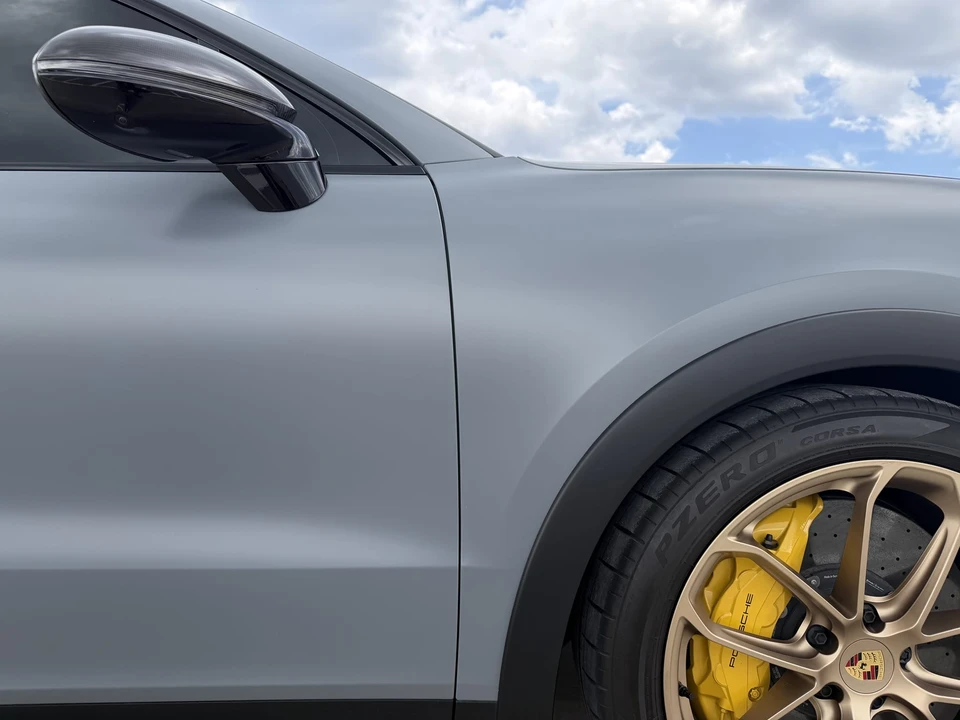 2024 Porsche 9Y0/9Y3 Cayenne Turbo GT - Image 24 of 31