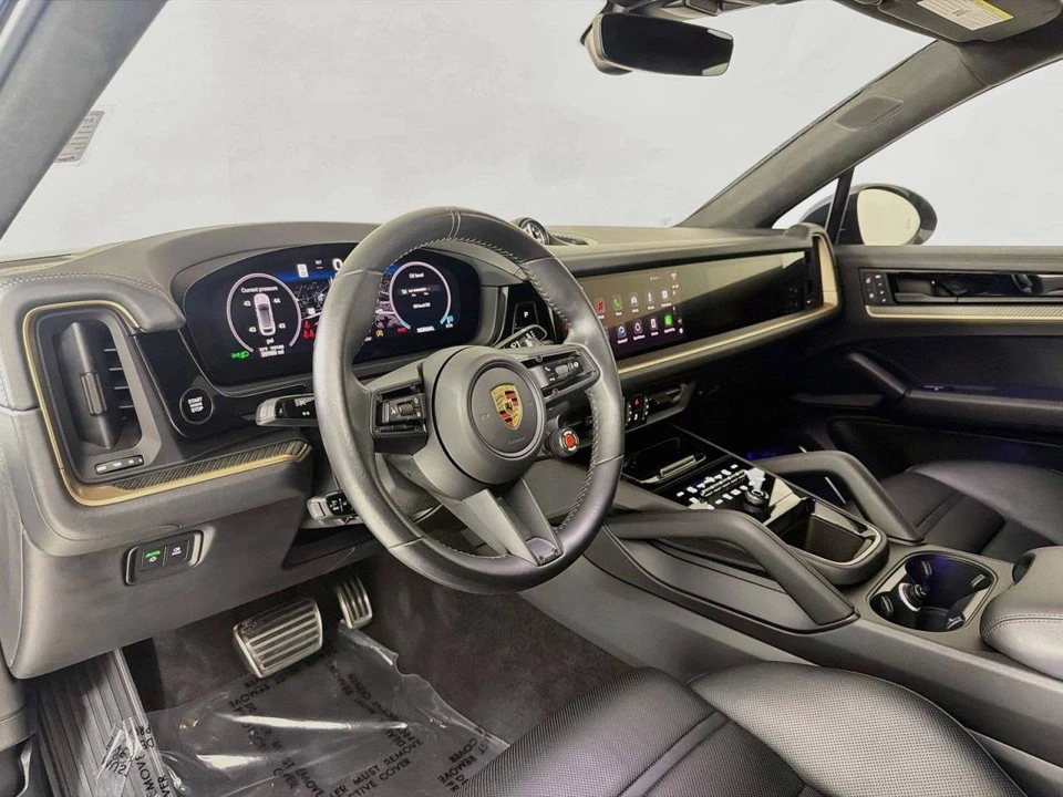 2024 Porsche 9Y0/9Y3 Cayenne Turbo GT - Image 4 of 4