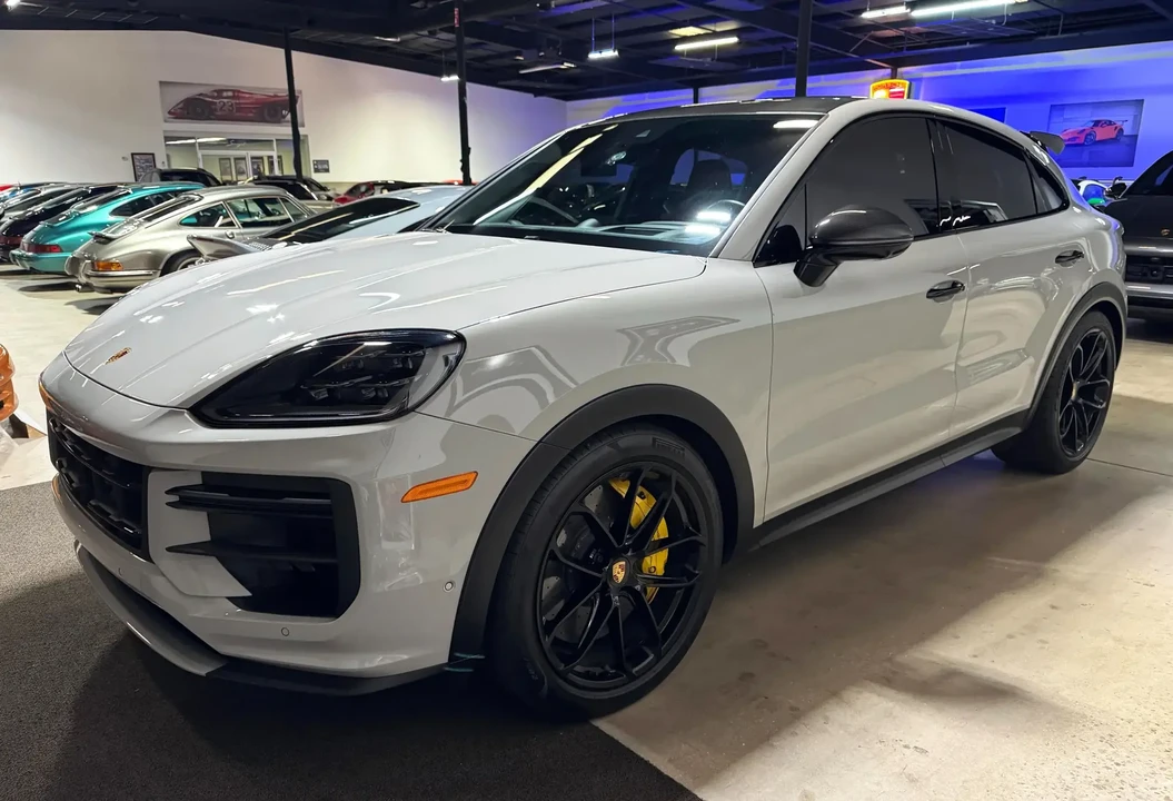 2024 Porsche 9Y0/9Y3 Cayenne Turbo GT - Image 6 of 6