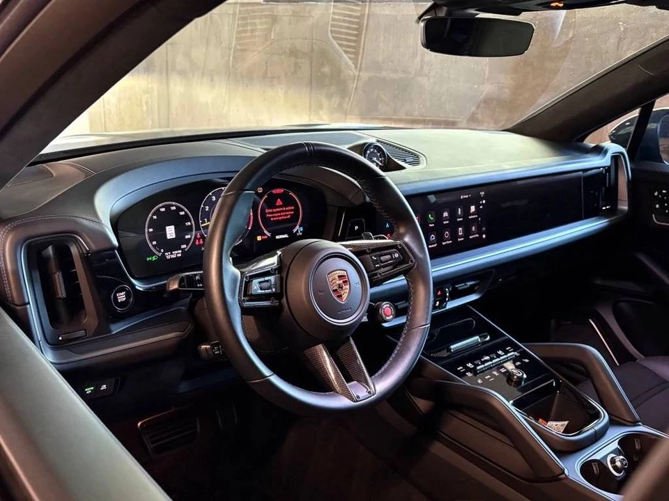 2024 Porsche 9Y0/9Y3 Cayenne Turbo GT - Image 4 of 4