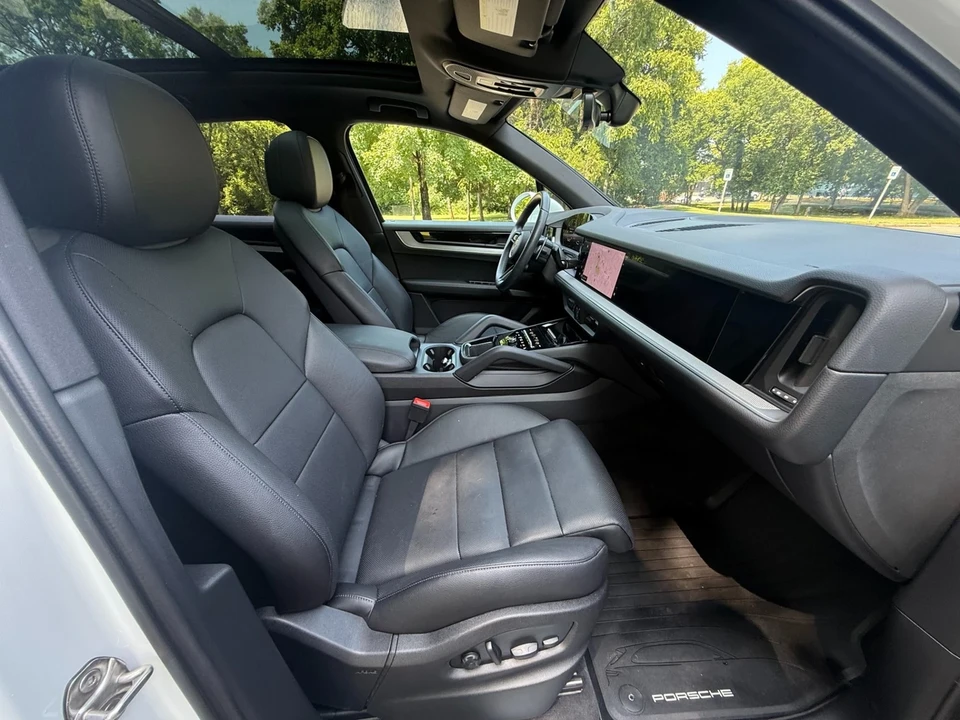 2024 Porsche 9Y0/9Y3 Cayenne - Image 15 of 21