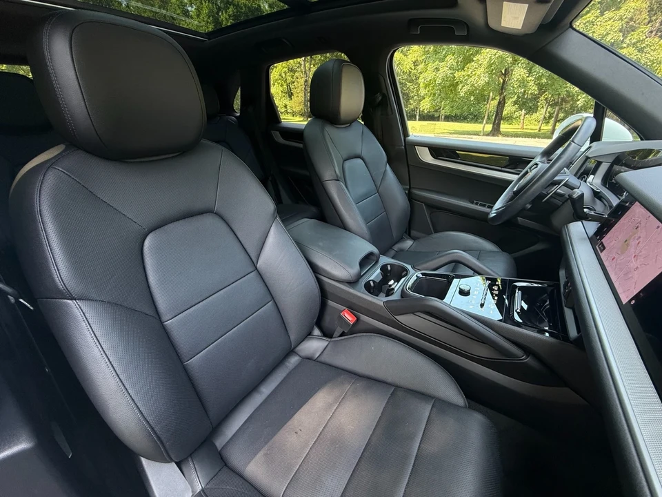2024 Porsche 9Y0/9Y3 Cayenne - Image 16 of 21